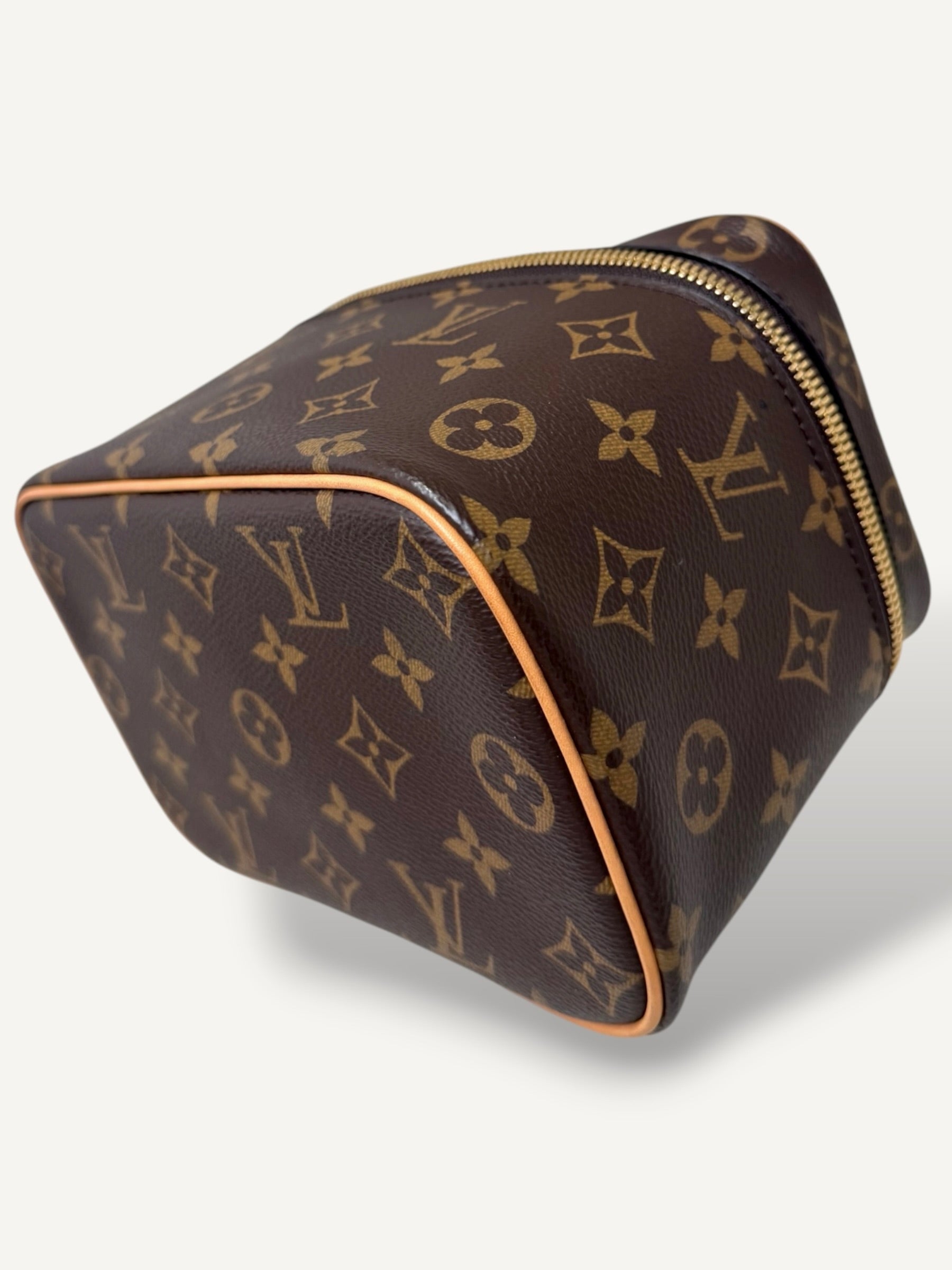 Nice Mini Vanity Case