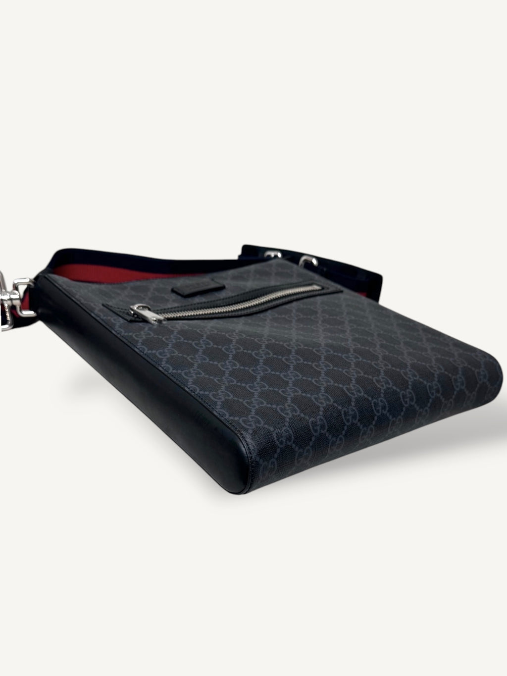 GG Supreme Black Messenger Bag Grey & Black Monogram Canvas
