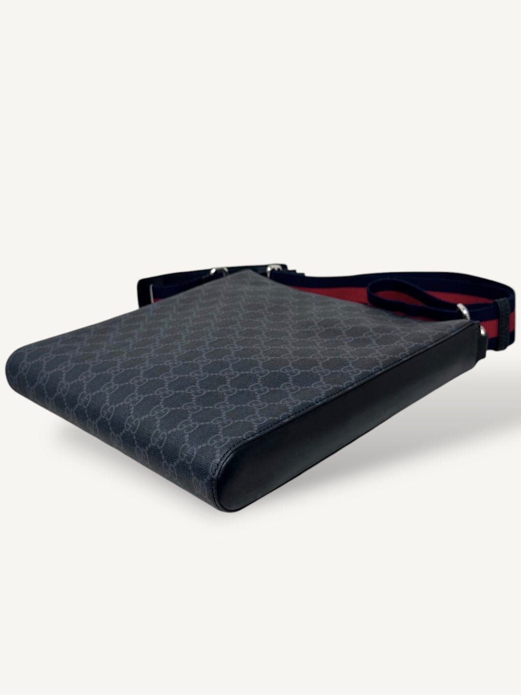 GG Supreme Black Messenger Bag Grey & Black Monogram Canvas
