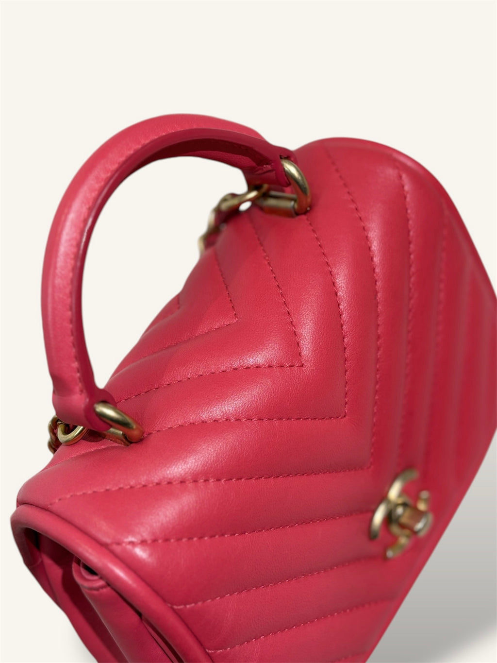 Coral Reversed Mini Chevron Lambskin Leather Series 24
