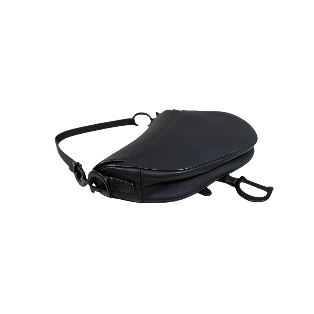 Medium Saddle Bag So Black Ultramatte Smooth Leather