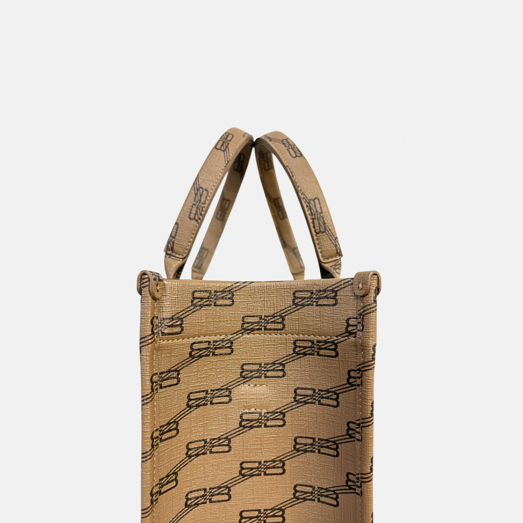 BB Monogram Signature Brown Tote Bag Gold Hardware