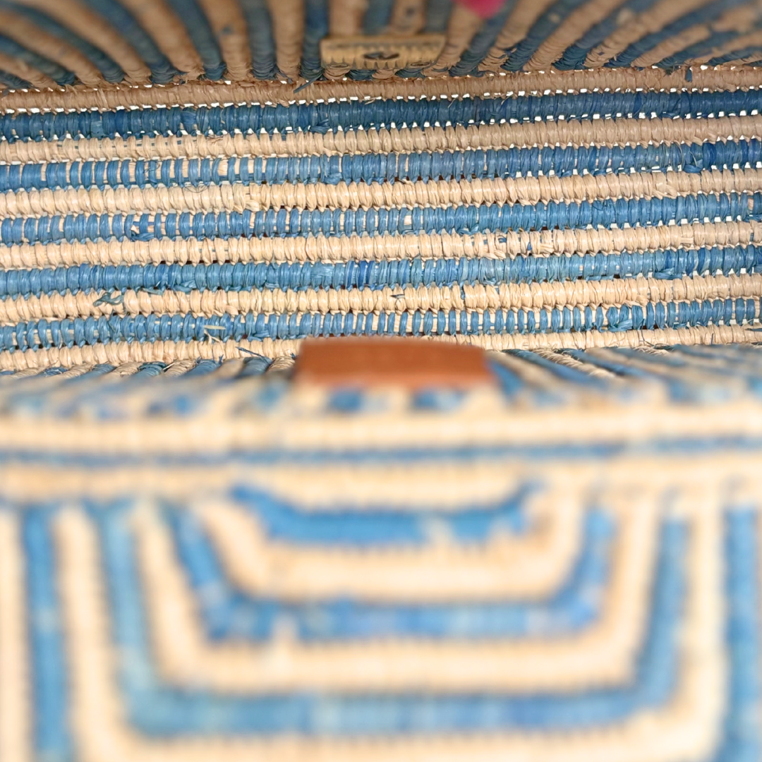 Raffia Woven Blue GG Marmont Shoulder Bag Gold Hardware