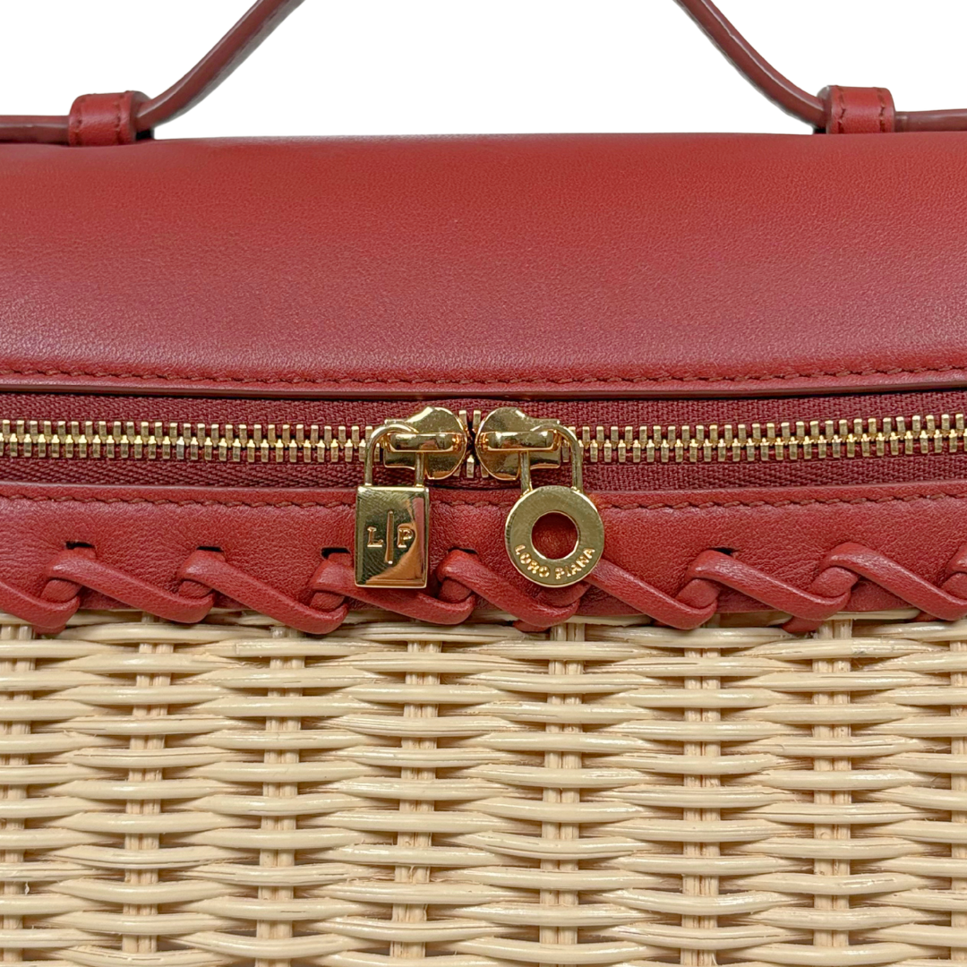 Extra Pocket L19 Wecker Bag Gold Hardware