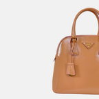 Promenade Saffiano Vernice Cameo Medium Gold Hardware