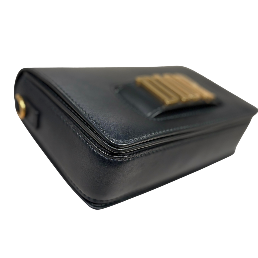 Dio(r) Evolution Flap Black Medium Gold Hardware
