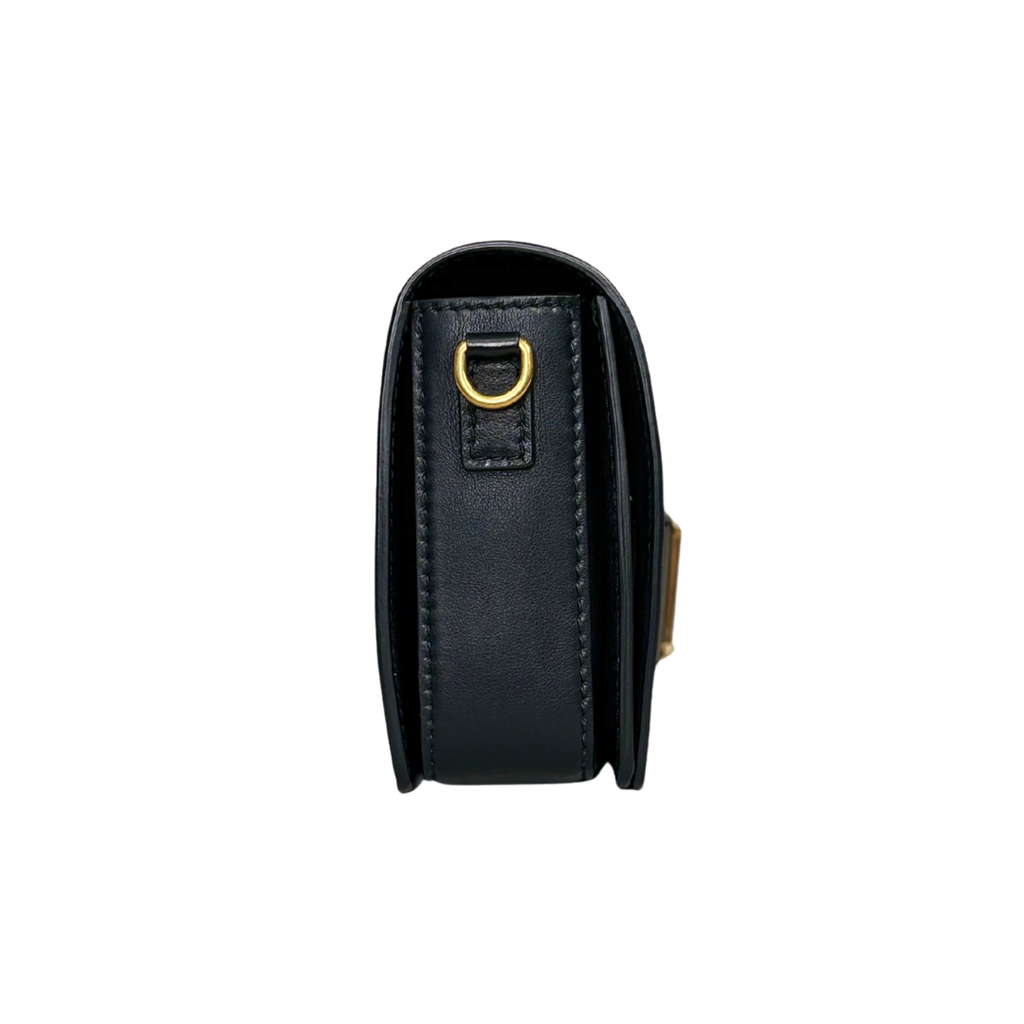 Dio(r) Evolution Flap Black Medium Gold Hardware