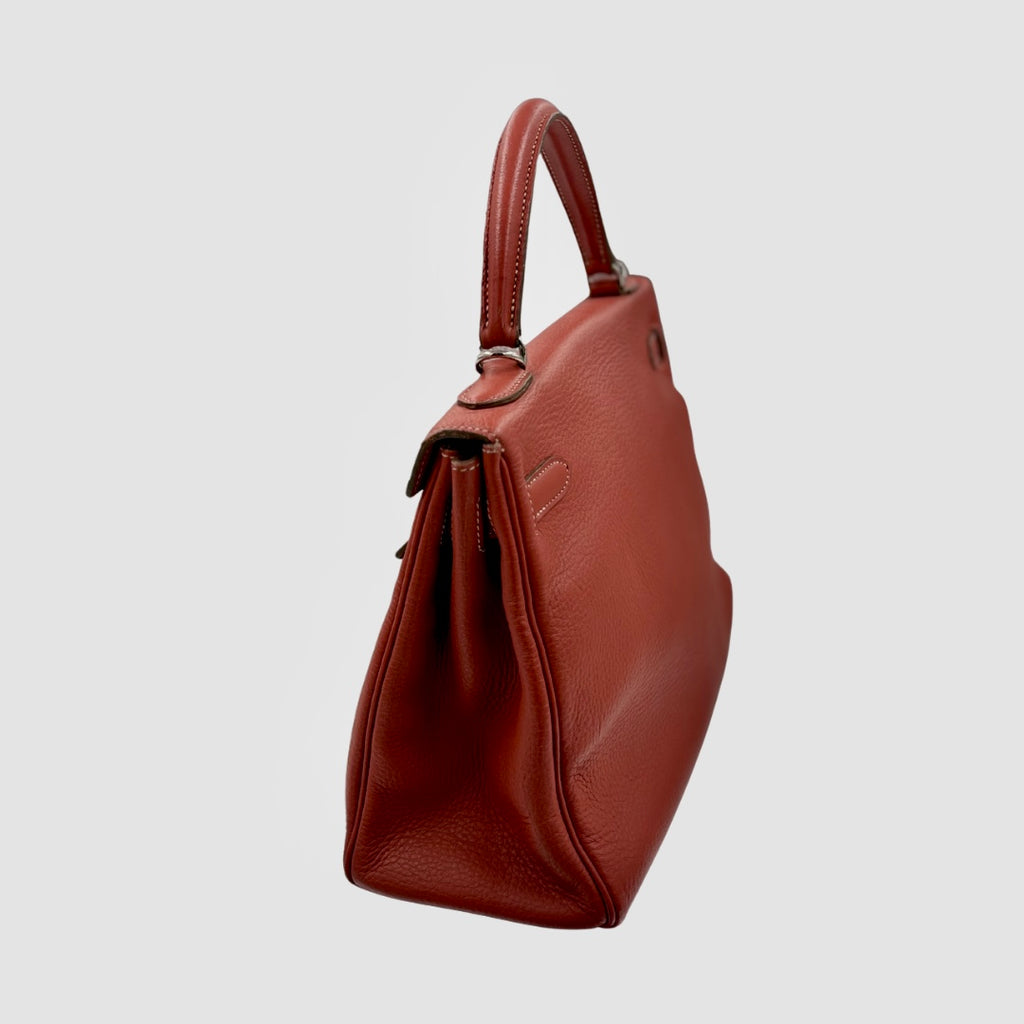 Kelly 32 Handbag Taurillion Clemence Orange Palladium Hardware