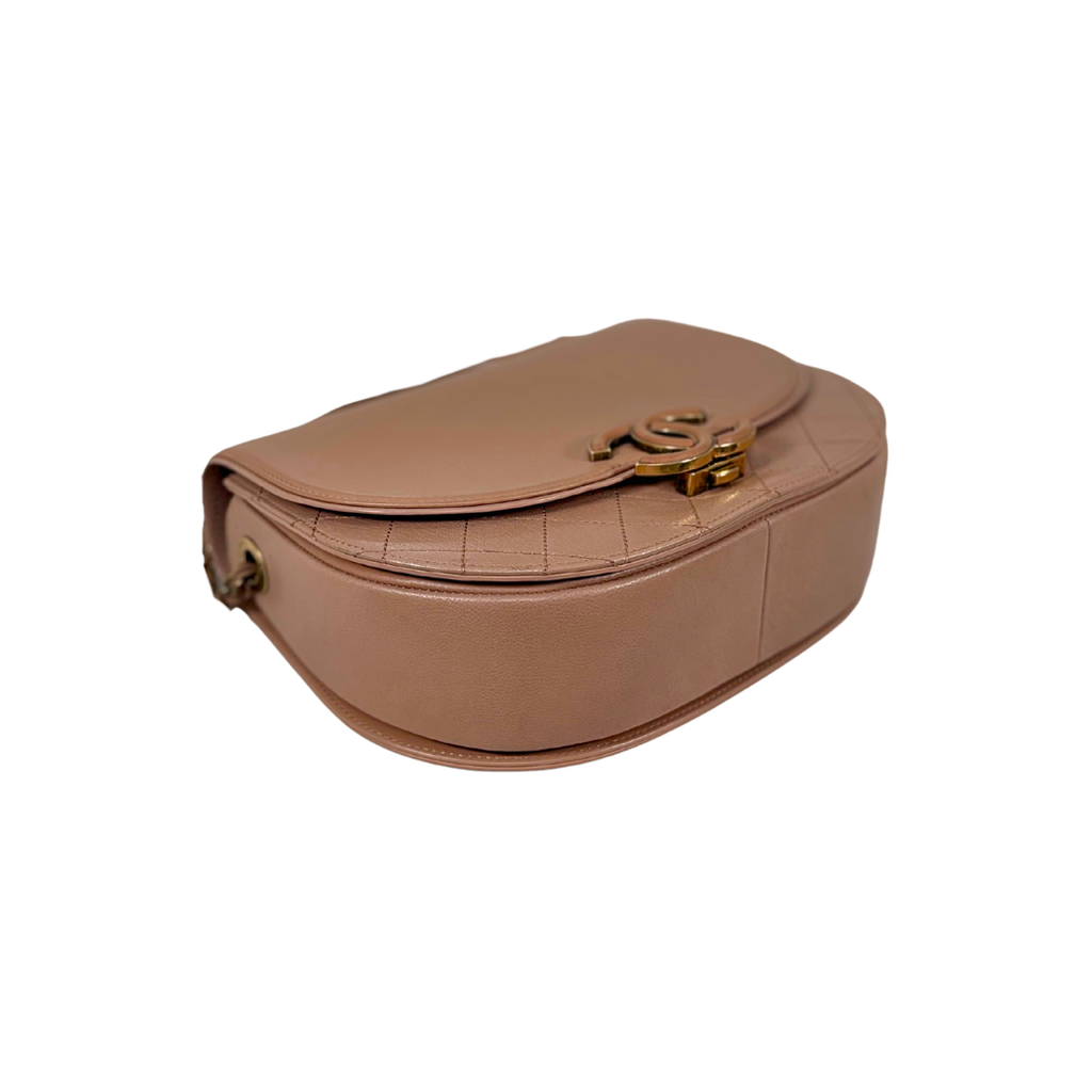 Coco Curve Flap Beige Calfskin Leather Gold-Tone Hardware Series 25