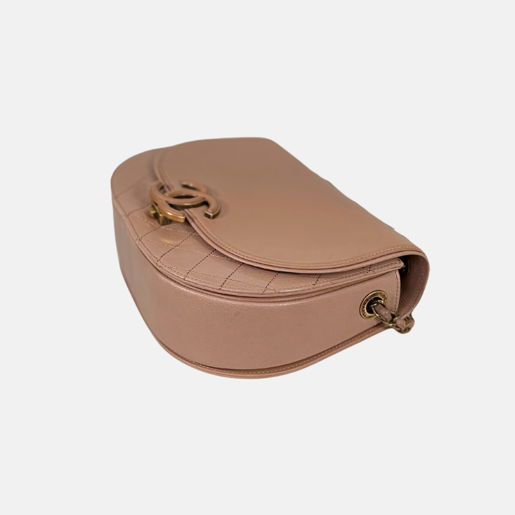 Coco Curve Flap Beige Calfskin Leather Gold-Tone Hardware Series 25