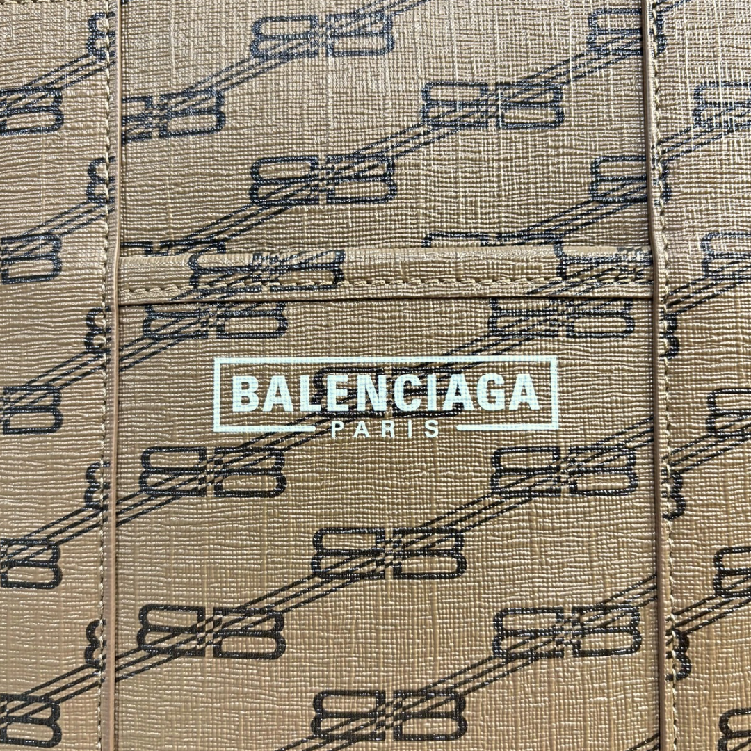 BB Monogram Signature Brown Tote Bag Gold Hardware