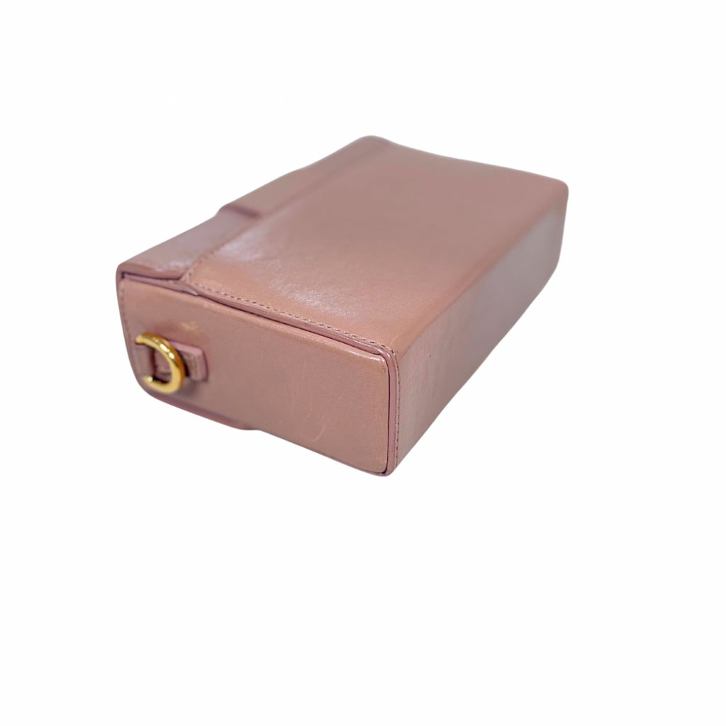 Montaigne 30 Poudre Pink Calfskin Leather Gold Hardware