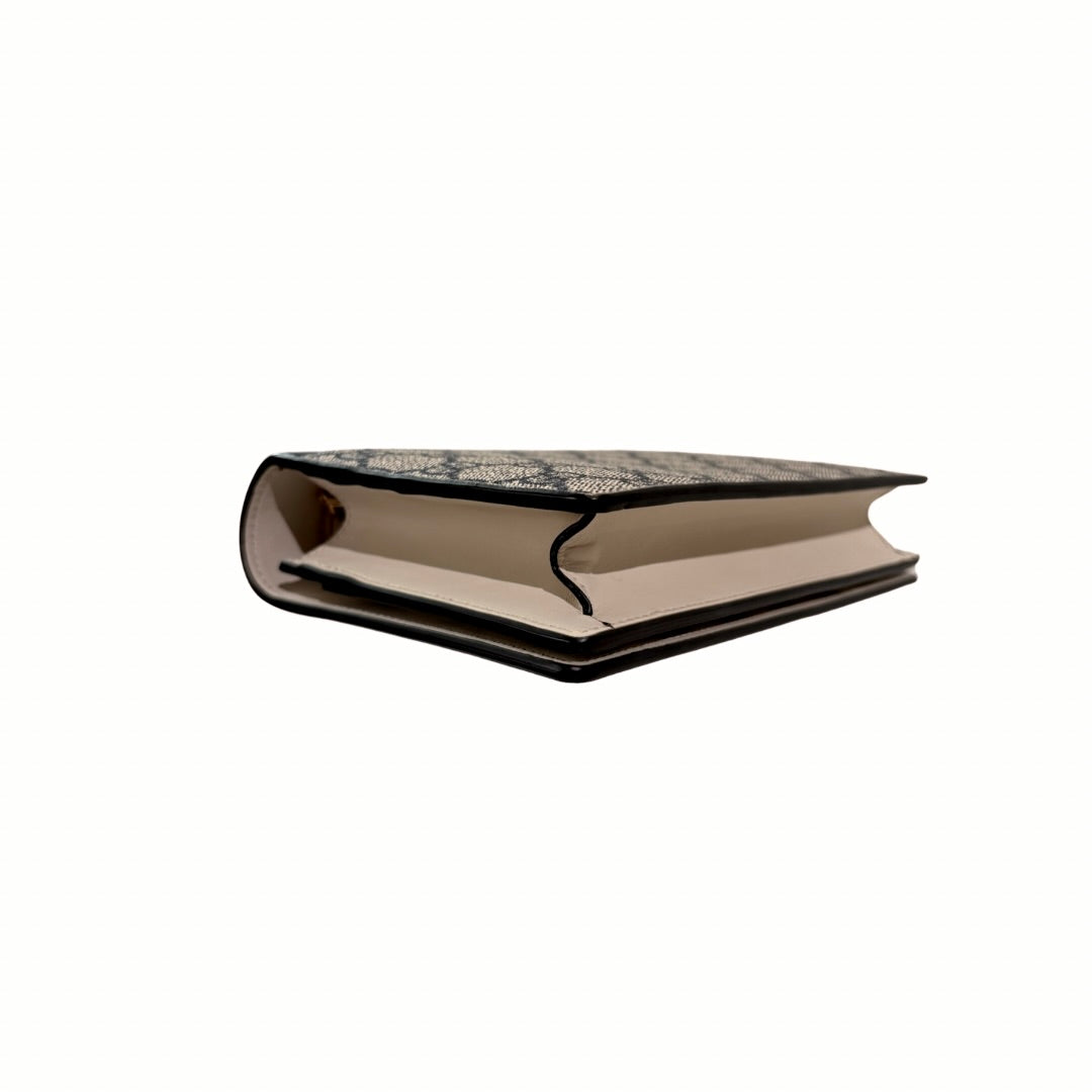 GG Supreme Canvas Bi-Color Wallet On Chain Gold Hardware