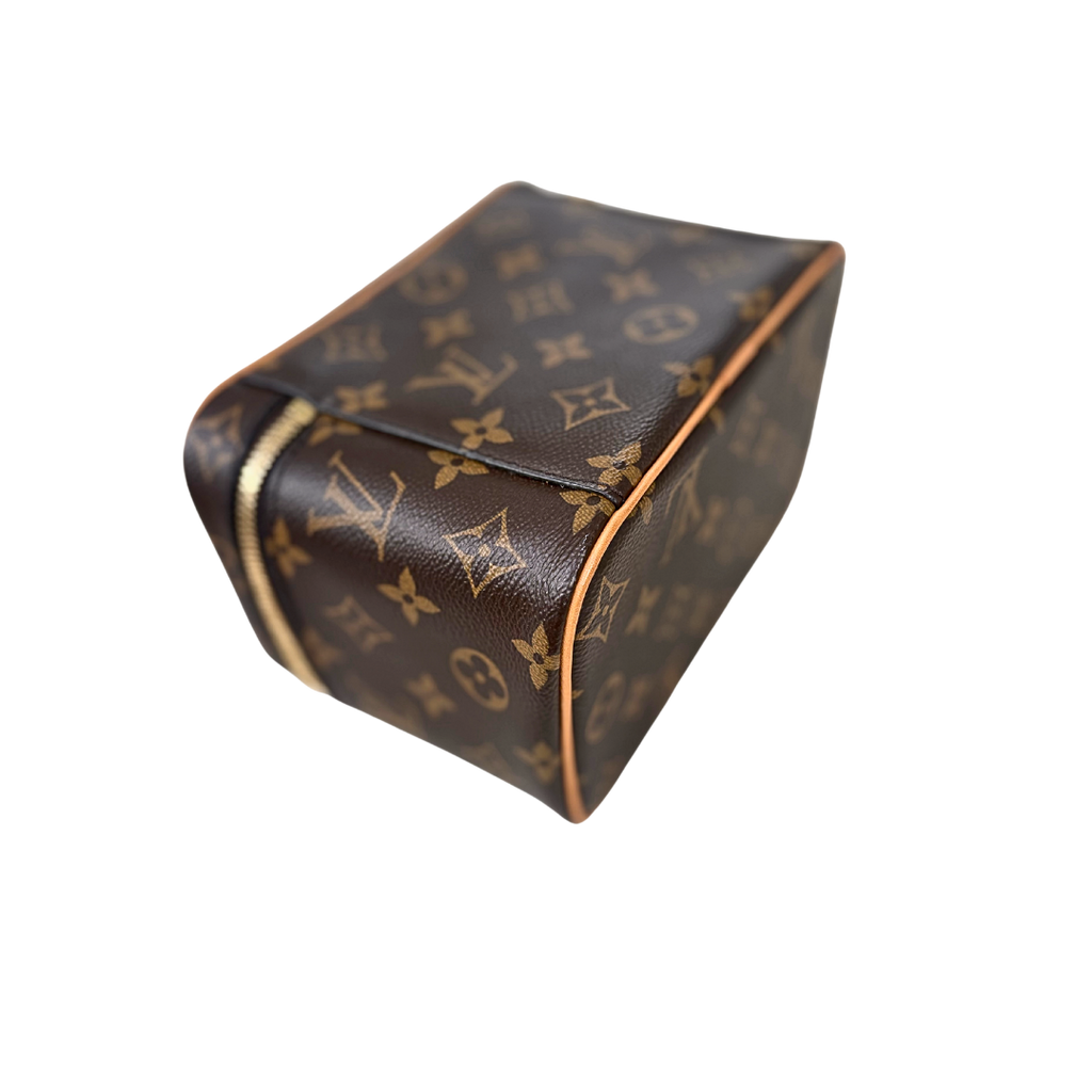 Nice Mini Vanity Case Gold Hardware