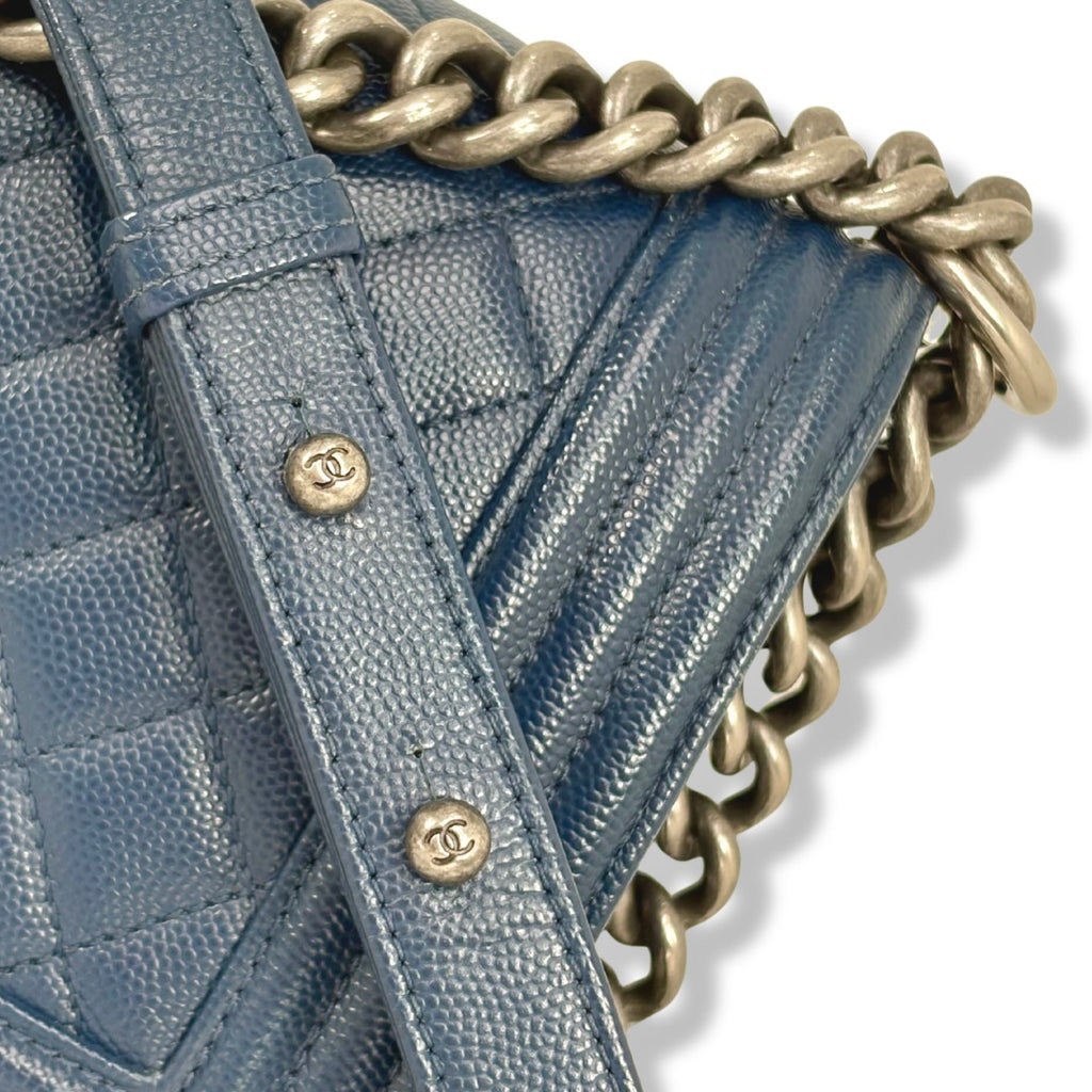 Boy Old Medium Navy Blue Caviar Series 25