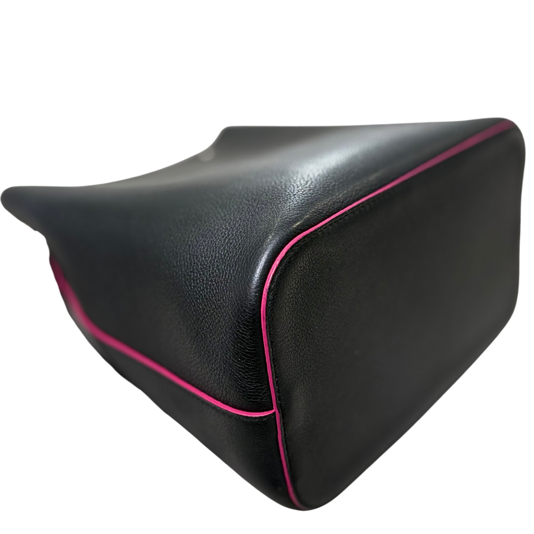 Lock Me Bucket Bag Black/Pink Silver Hardware