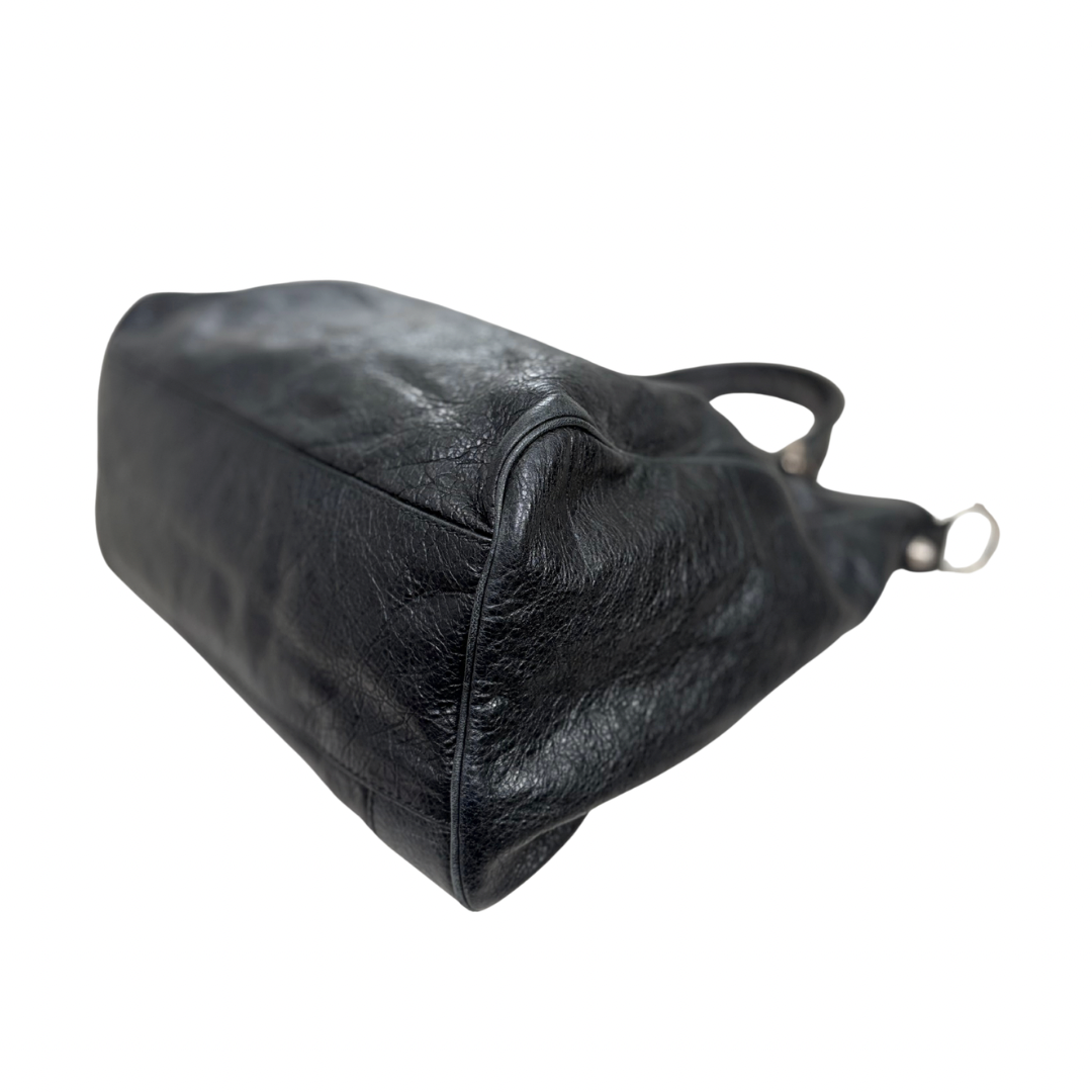 Velo Agneau Giant 12 Black Silver Hardware