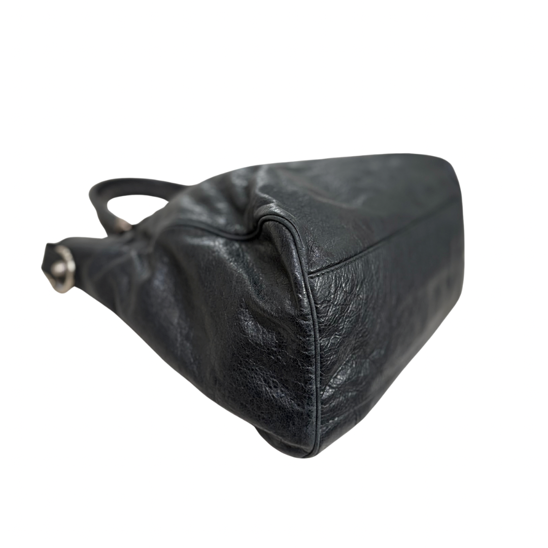 Velo Agneau Giant 12 Black Silver Hardware