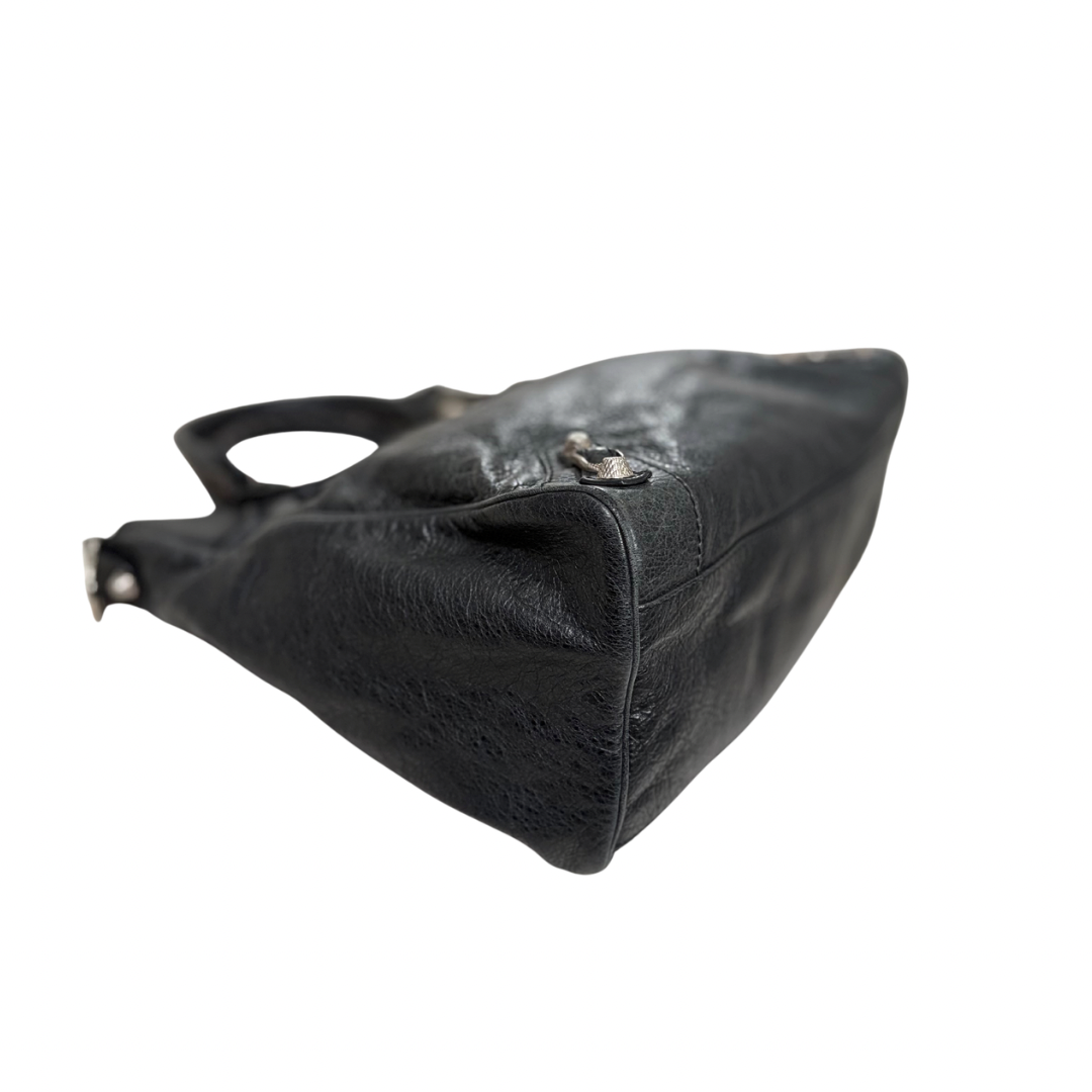Velo Agneau Giant 12 Black Silver Hardware