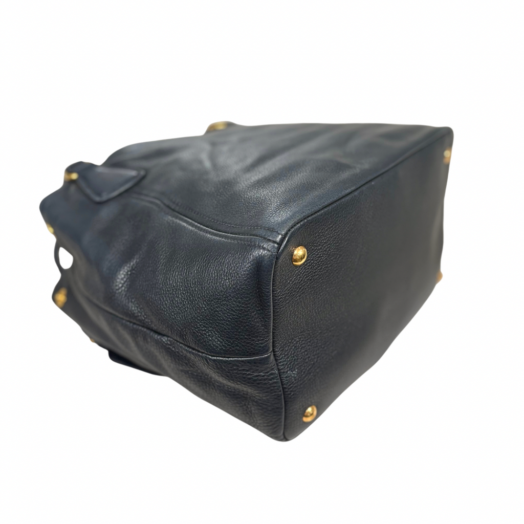 Vitello Daino Tote Bag Black Gold Hardware