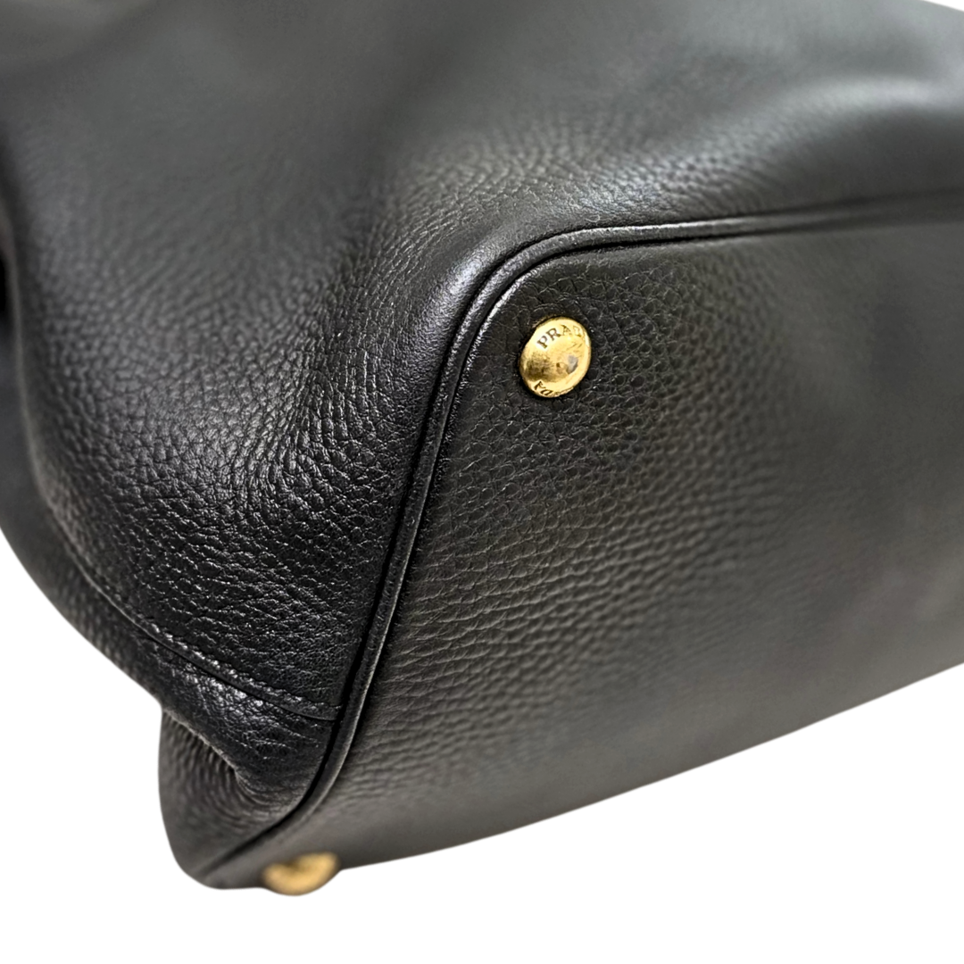 Vitello Daino Tote Bag Gold Hardware