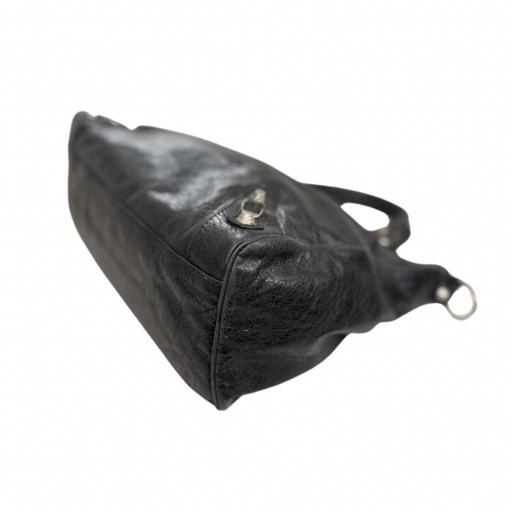 Velo Agneau Giant 12 Black Silver Hardware